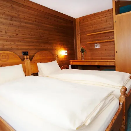 Hotel Ambiente Guesthouse 3*